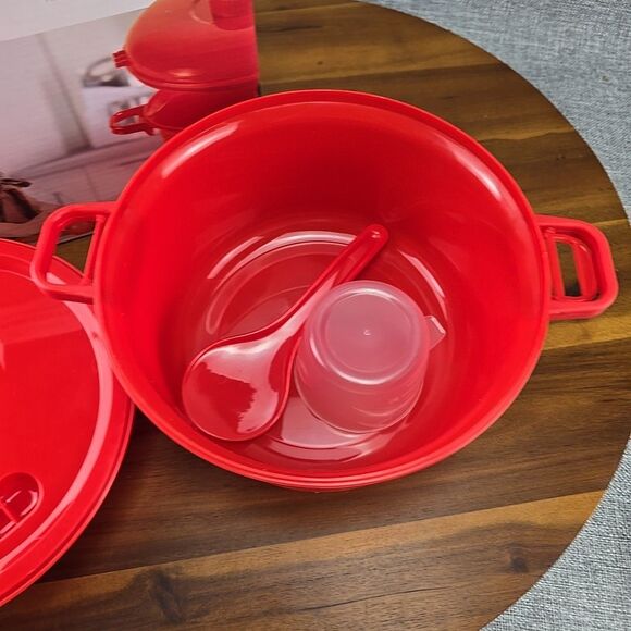 NEW Handy gourmet micro-master POP Microwave Pressure Cooker Red - Picture 2 of 10